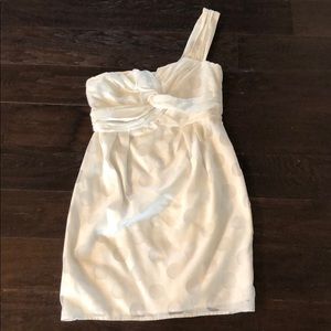 MM couture one shoulder white dress